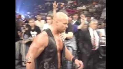 Stone Cold Steve Austin and Shawn Michaels/HBK make their entrances at Wrestlemania 14 (March 29, 1998) [ Commentary removed ]