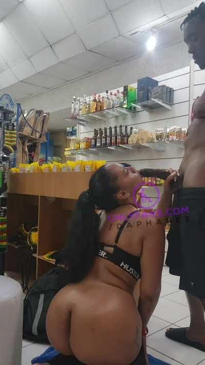 Fucked In The Resort Gift Shop 🛒🛍 full video down IN comments 👇🏾