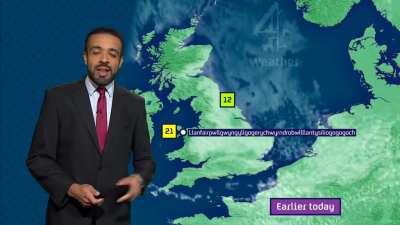 Weather reporter pronounces Welsh town's name