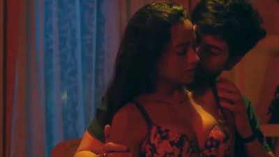 Paromita Sex Sex Video - ðŸ”¥ Paromita Dey - dusky Bengali beauty navel kissing scene...