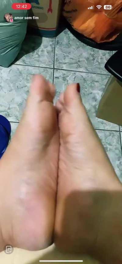 3 minutes of just SOLES!!