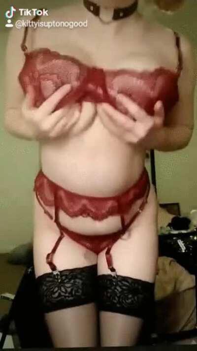 🎀What would you do to this little slut? (OC)🎀