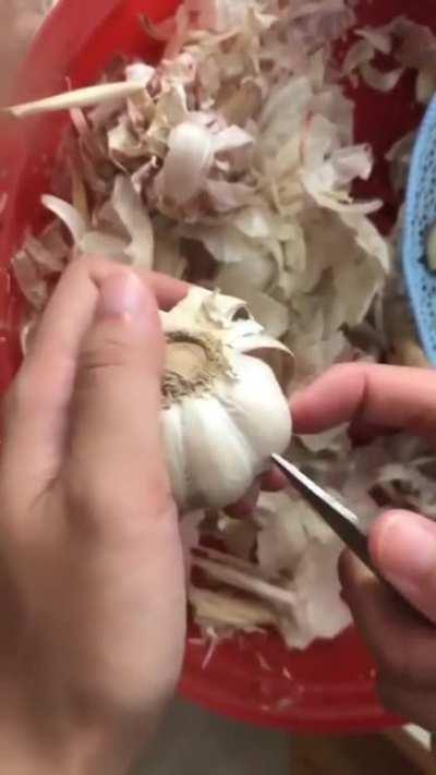 Is this the most efficient way of peeling garlic?