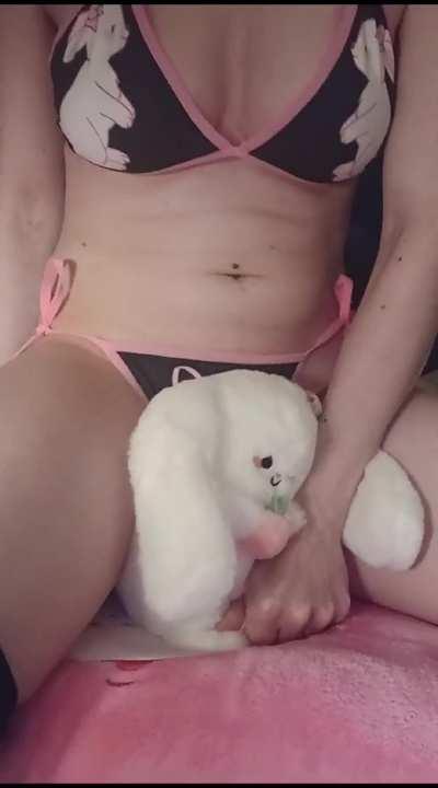 Ickle bunny plushie, ickle bunny bikini &lt;3