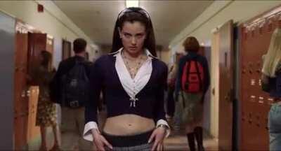 Mia Kirshner in Not Another Teen Movie