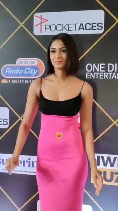 Erica Fernandes