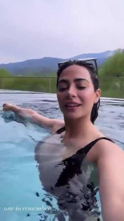 Playing in the Pool (IG story 13/05/2023)