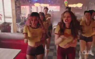 Madelaine and Vanessa are so hot