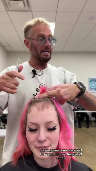 How to cut the bangs correctly