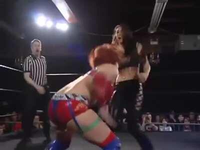 Jessie McKay sends a swift kick to Kana's crotch