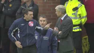 During this splendid holidays, let me make your day a little more better with this classic video of Arsene sending off at Old Trafford. Impeccable commentary by Gordon Strachan. One Arsene Wenger.