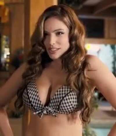 Kelly Brook