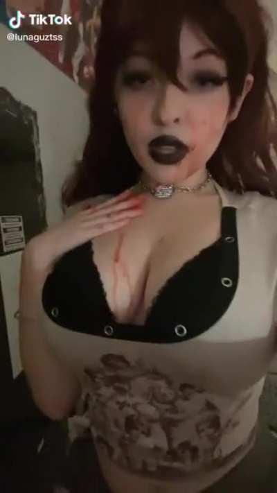 (lunaguztss) big boobs goth girl