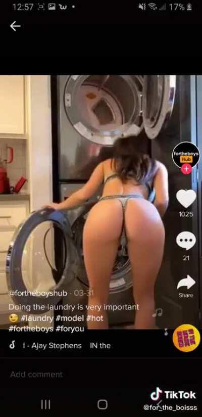 What a Hot Ass !!