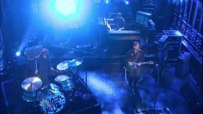 The Black Keys - Bullet in the Brain (SNL, 2014) HD