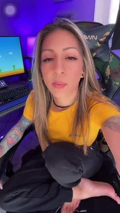 @lunaslays is rn on TikTok!! Part 3