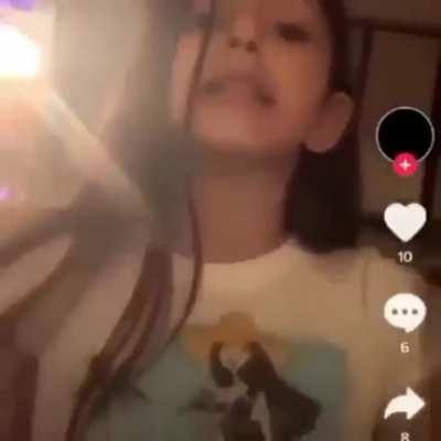 maybe young kids should not be able to post on tiktok