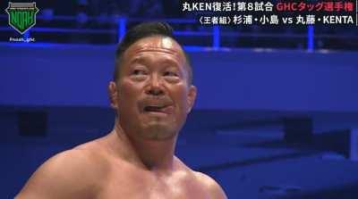 [NOAH The New Year 2023 Spoilers] KENTA starts his match the only way he can, amusing Takashi Sugiura