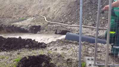 Clearing a large pipe