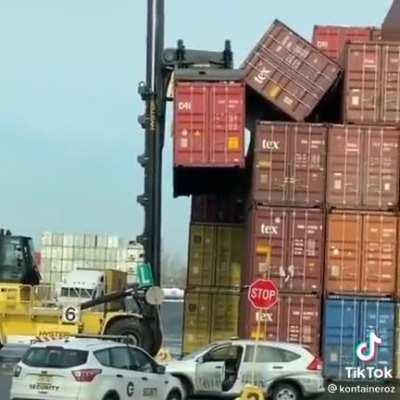 Cargo Tetris almost fail. Sorry about the music.