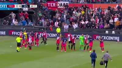 Feyenoord - Atletico Madrid [Carrasco red card &amp;amp; brawl]