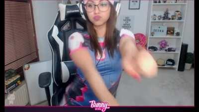 BunnyGirl TwitchClip-89