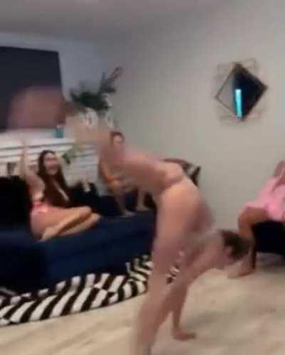 HMC while I entertain some friends