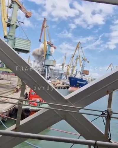 Storm Shadow visited the temporarily occupied Berdyansk today and provoked a smoking accident in its sea port