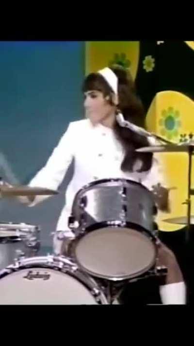 18 year old Karen Carpenter of The Carpenters showing off her drum skills