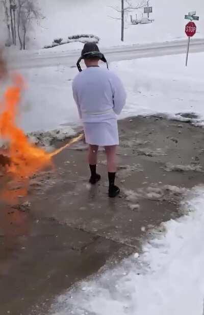 Kentucky man clearing snow