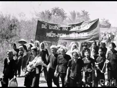 Video about the contributions of Vietnamese women in the war Cre: Pót bị Heck in group Hang Pác Bó