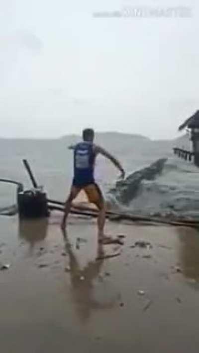 Phïłlįp Pīňø, The Modern-Day Water Bender