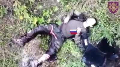 Russian soldier kills himelf by using a grenade donetsk region