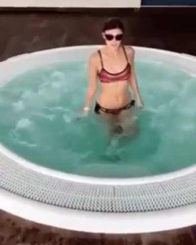 HMC while I sexily get out of this jacuzzi