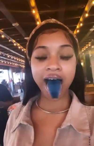 Blue tongue