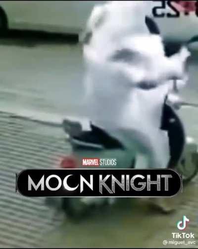 Blursed_moonknight