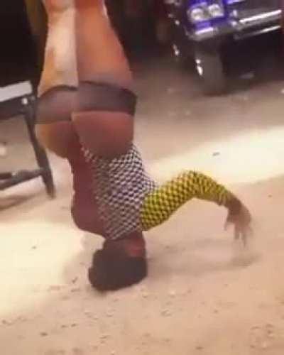 HMFT after I twerk my neck in half...