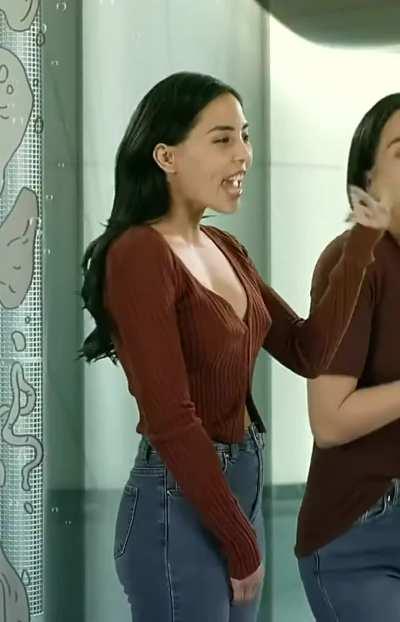 Anna Akana