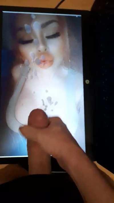 Cumtribute Katjakrasavice