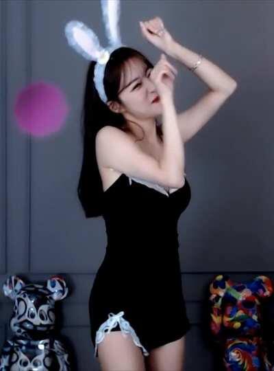 Ellin made to shake her tits in a lowcut nightie for 120s