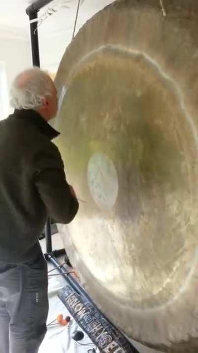 Sound from an 80 inch gong