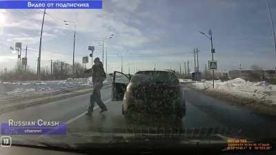 Man kicks car to stop it from crashing into pedestrians