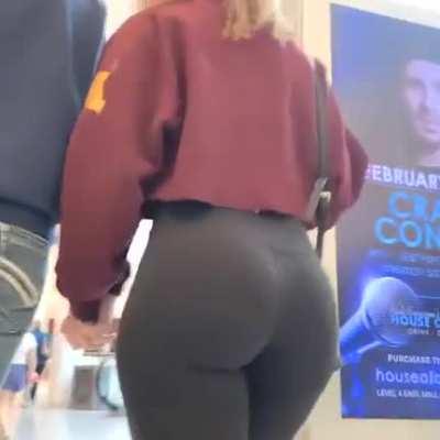 ass creepshot