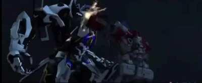 Optimus prime vs Transit Deleted Scene Preview 