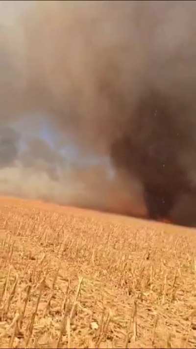 Tornado de fogo no Mato Grosso