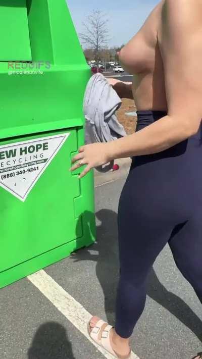 It’s been a few months since I made a deposit at my local donation box, and I was in a giving mood [gif] 