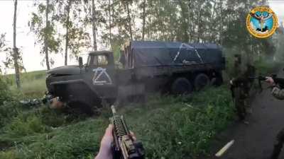 Chechens fighting on Ukrainian side ambush a Russian Ural truck. Location and date unknown but presumed recent.