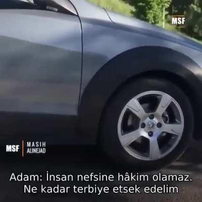 bide insan nefsine hakim olamaz diyo amına koyim o zaman senin kitabın nefsine hakim olmanı söylerken yalan söylüyodu