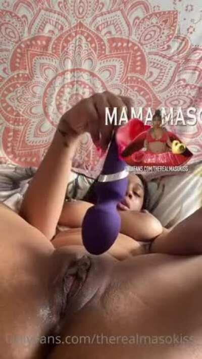 MAMA MASO FILE 😍💦LINK IN THE COMMENTS