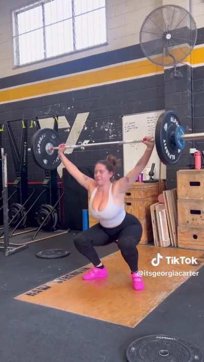 My girlfriend went to the gym every day to do weightlifting, but her monotonous routine attracted the interest of a competitor spirit who thought they could win the gold by taking her body. Unfortunately, my girlfriend was not a true athlete in that sport